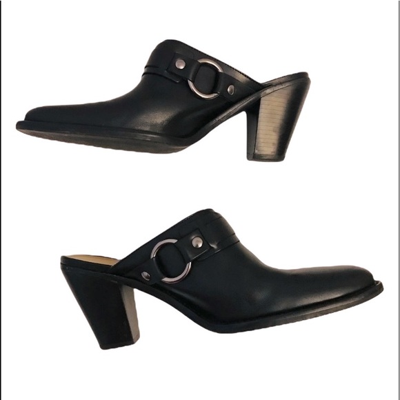 Gianni Bini Black Leather Slip-on Heels - GUC! - Picture 11 of 16